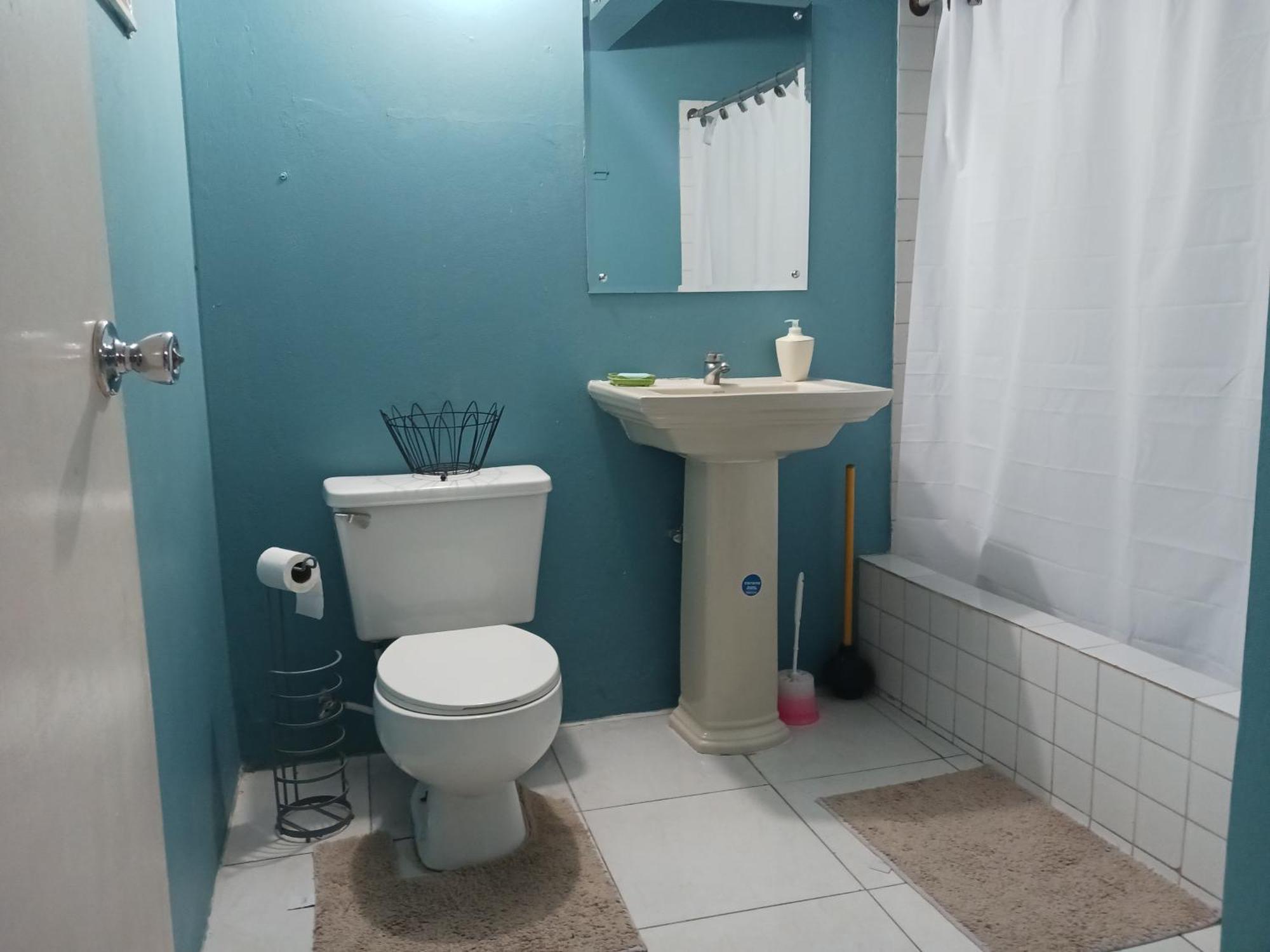 Master Queen Room
