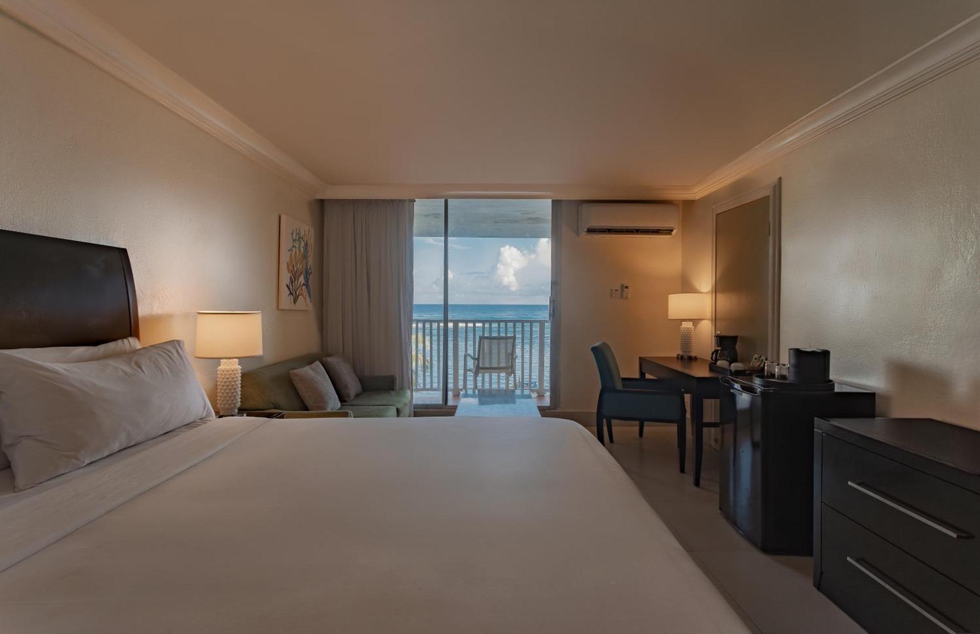 Deluxe room Ocean Front,1651180882:JPEG