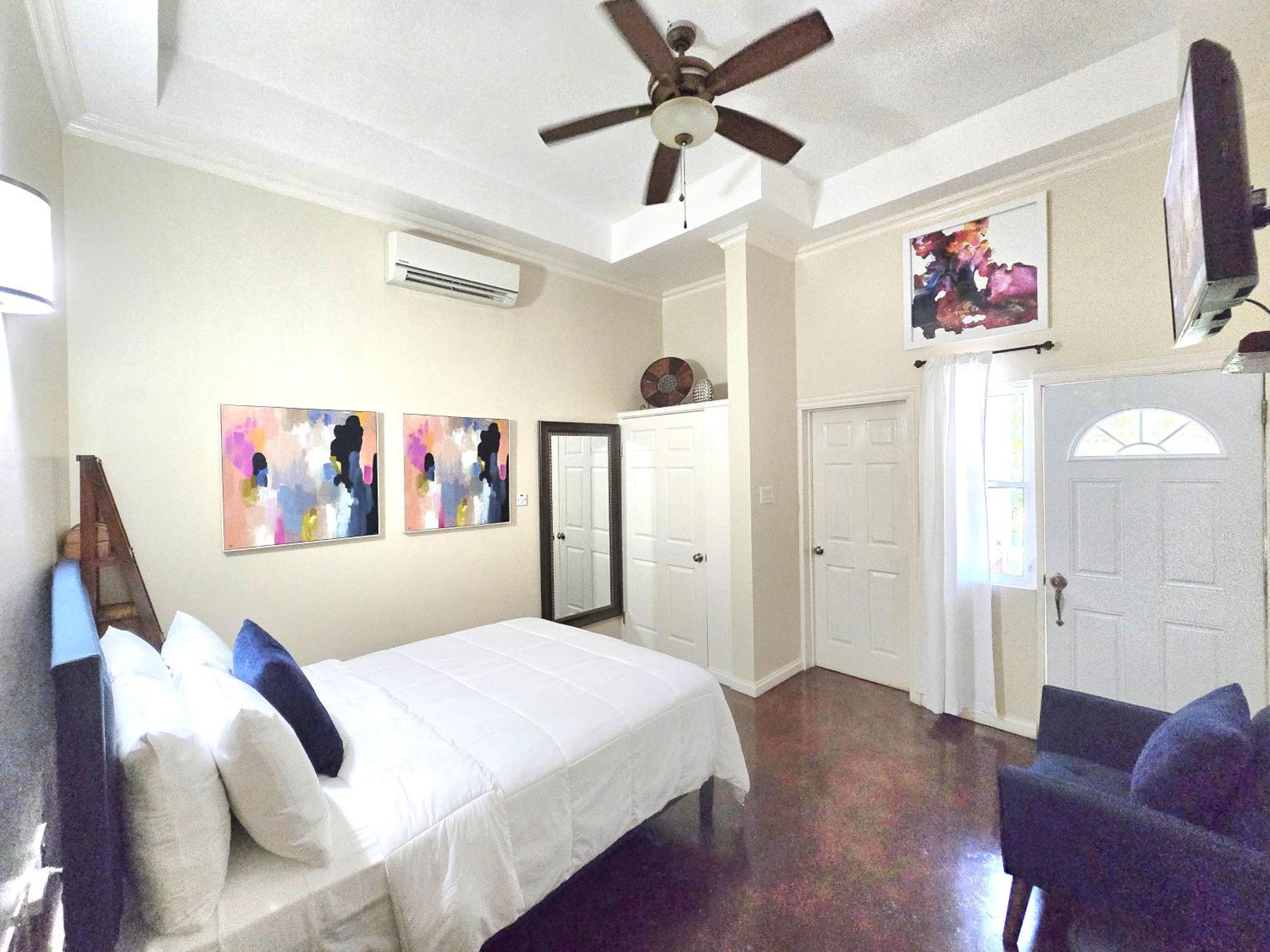 Queen Room with Balcony,972643663:JPEG
