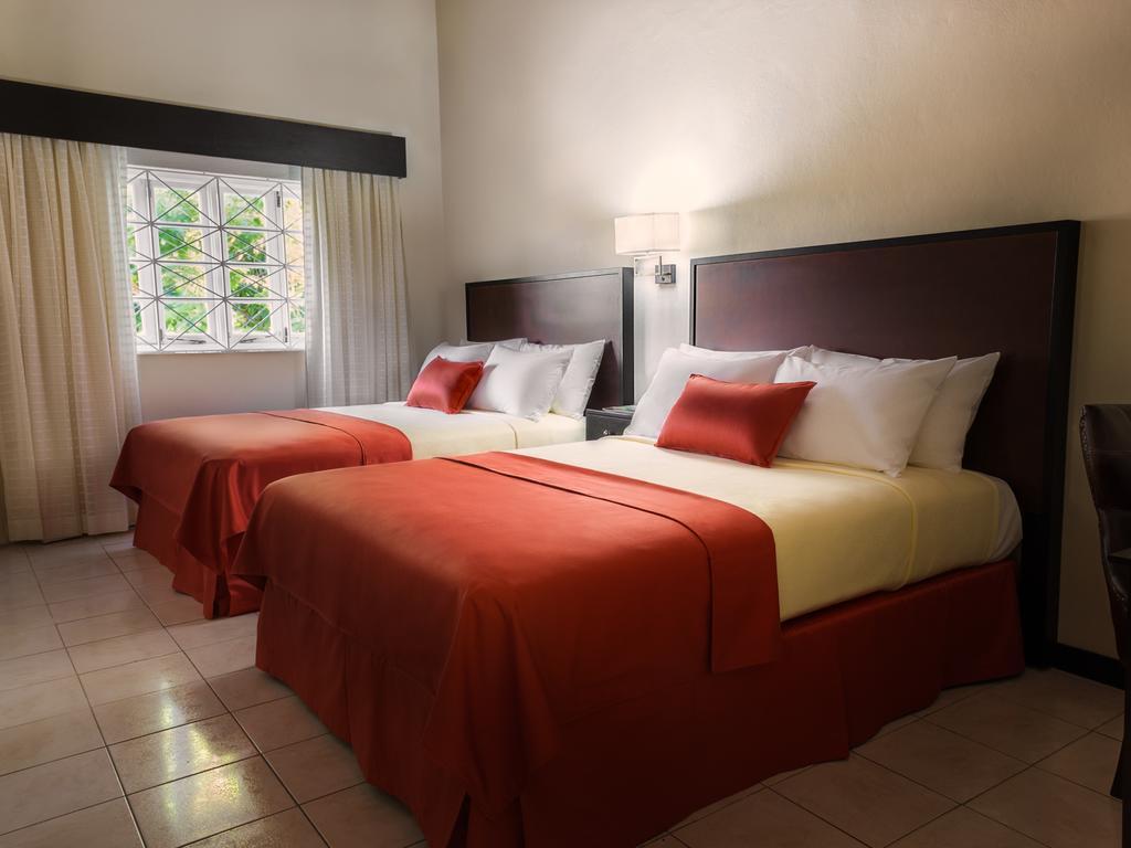 Premium Queen Room