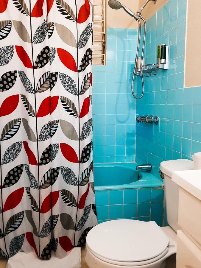 Twin Room with Private External Bathroom