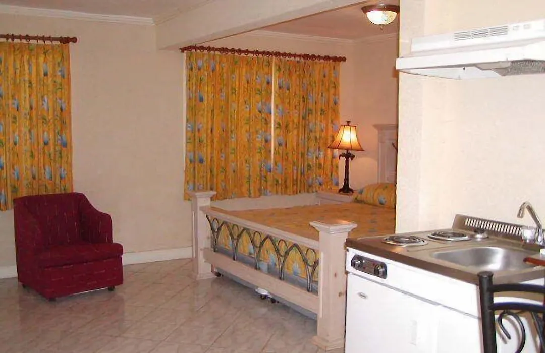Bar-B-Barn Beach Hotel-1