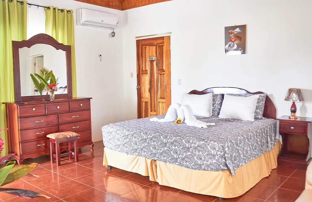 Titchfield Guest House-1