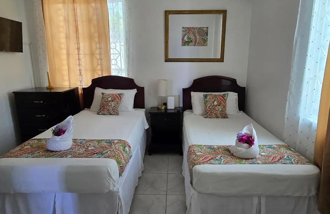 Paradise Palms Jamaica Vacation Rental-1
