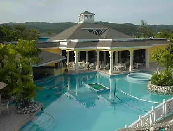 Hotel Hedonism III-1