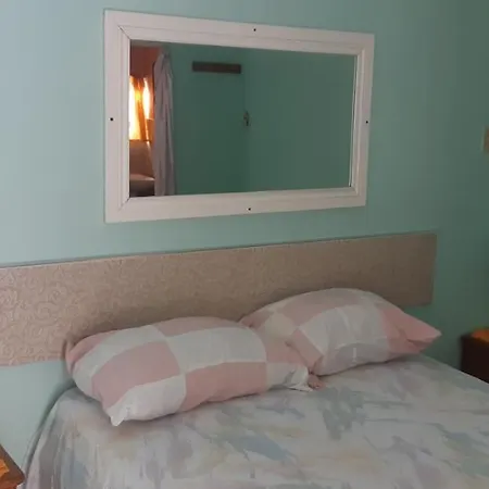 Cliff Apartment-2