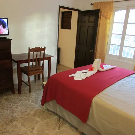 Ocean Wave Villa, Negril-3