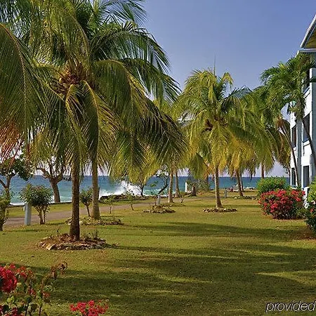 Carib Beach Apartments-2