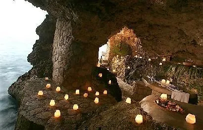 Hotel The Caves-3