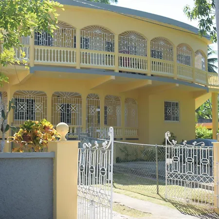 Unity Villa One Bedroom Apartment Close To Montego Bay And Beaches With Wifi-3