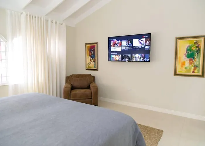 Kingston Vacation Rentals