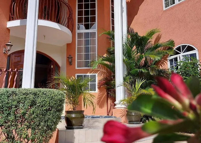 Edes Phoenix Grandeur Getaway