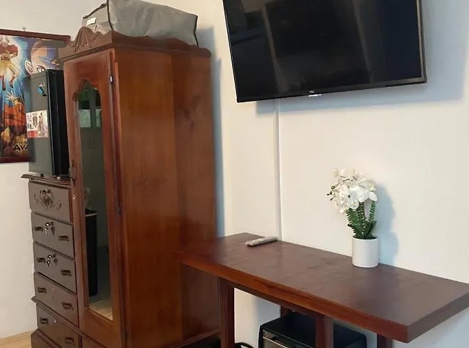 Centrally Located Room - 5