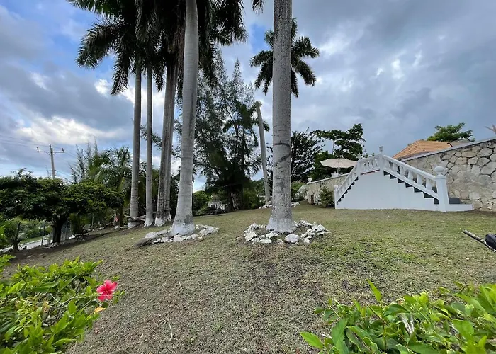 Montego Bay Hostels
