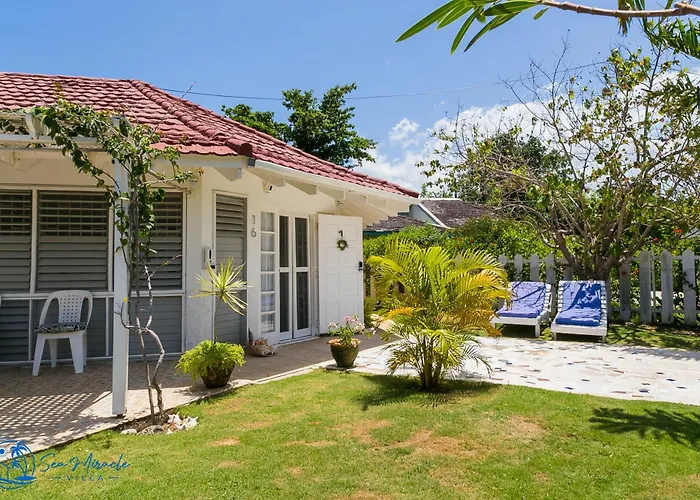 Sea Miracle Villa/Beach Cottage