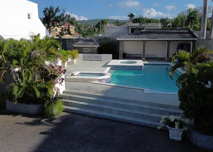 Comfy Home Montego Bay
