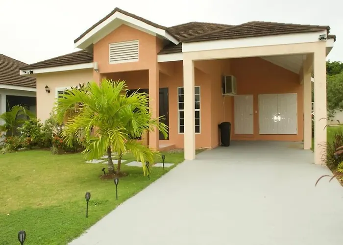 Paradise Breeze Edgehill- Boscobel Ocho Rios