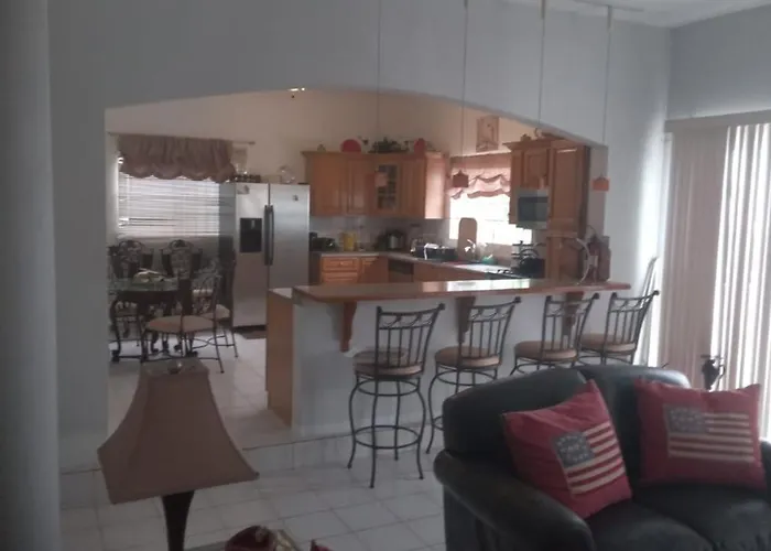 Villa's met privézwembad in Runaway Bay