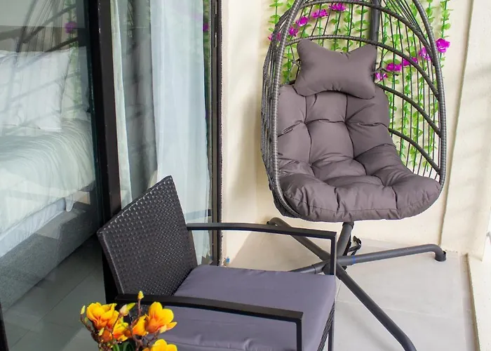 Premium Studio With Pool View