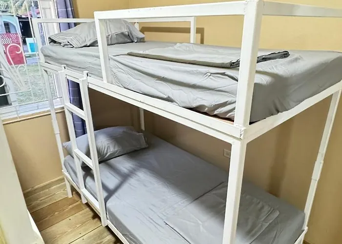 East Palm Estate Hostel