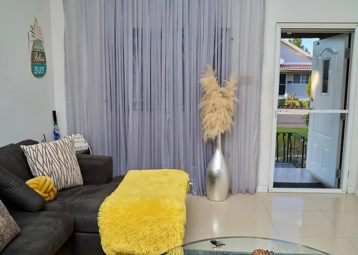 Caribbean Estates, 10 Mins From The Beach, Beautiful Gated Community