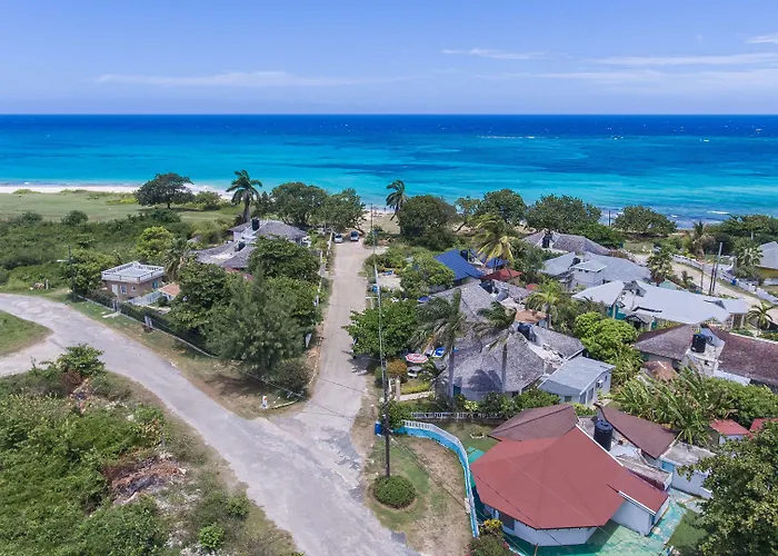 Beach Palms Villa