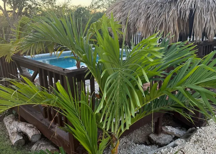 Azteca Villas