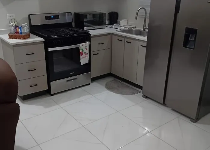 Cabin Rentals in Portmore