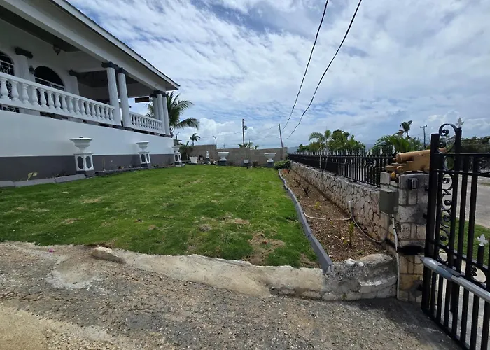 Paradise Palms Jamaica Vacation Rental