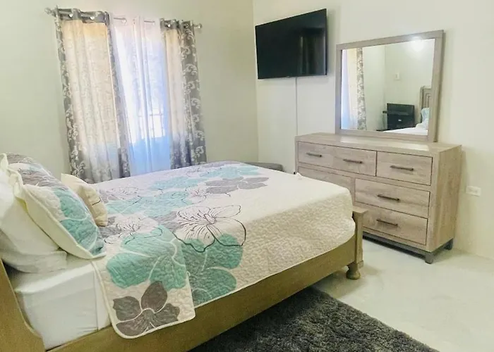 Jamaica Coastal Getaway