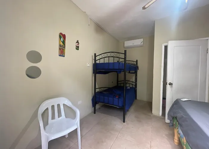 Inez Roots Backpackers Hostel