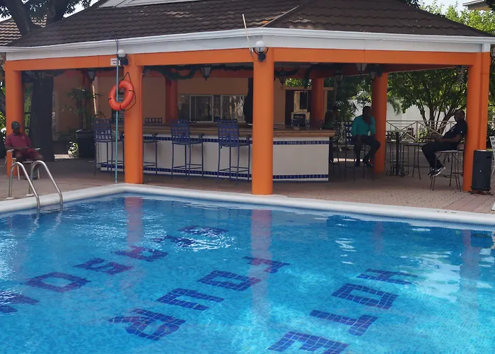 Four Seasons Hotel Kingston