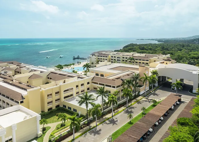 Iberostar Waves Rose Hall Beach