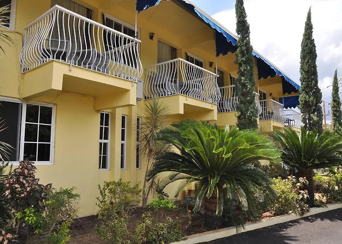 Tamarind Hotel Runaway Bay