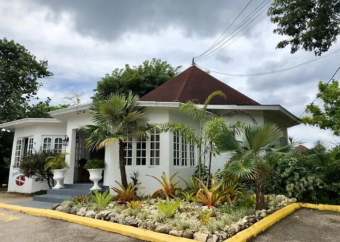 Coral Seas Cliff Hotel Negril